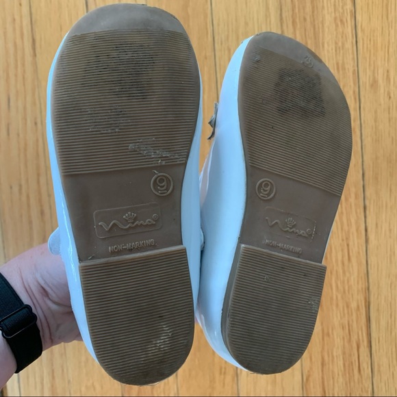 Girls Size Toddler 9 Nina White Mary Jane Dress Shoes - Picture 2 of 3